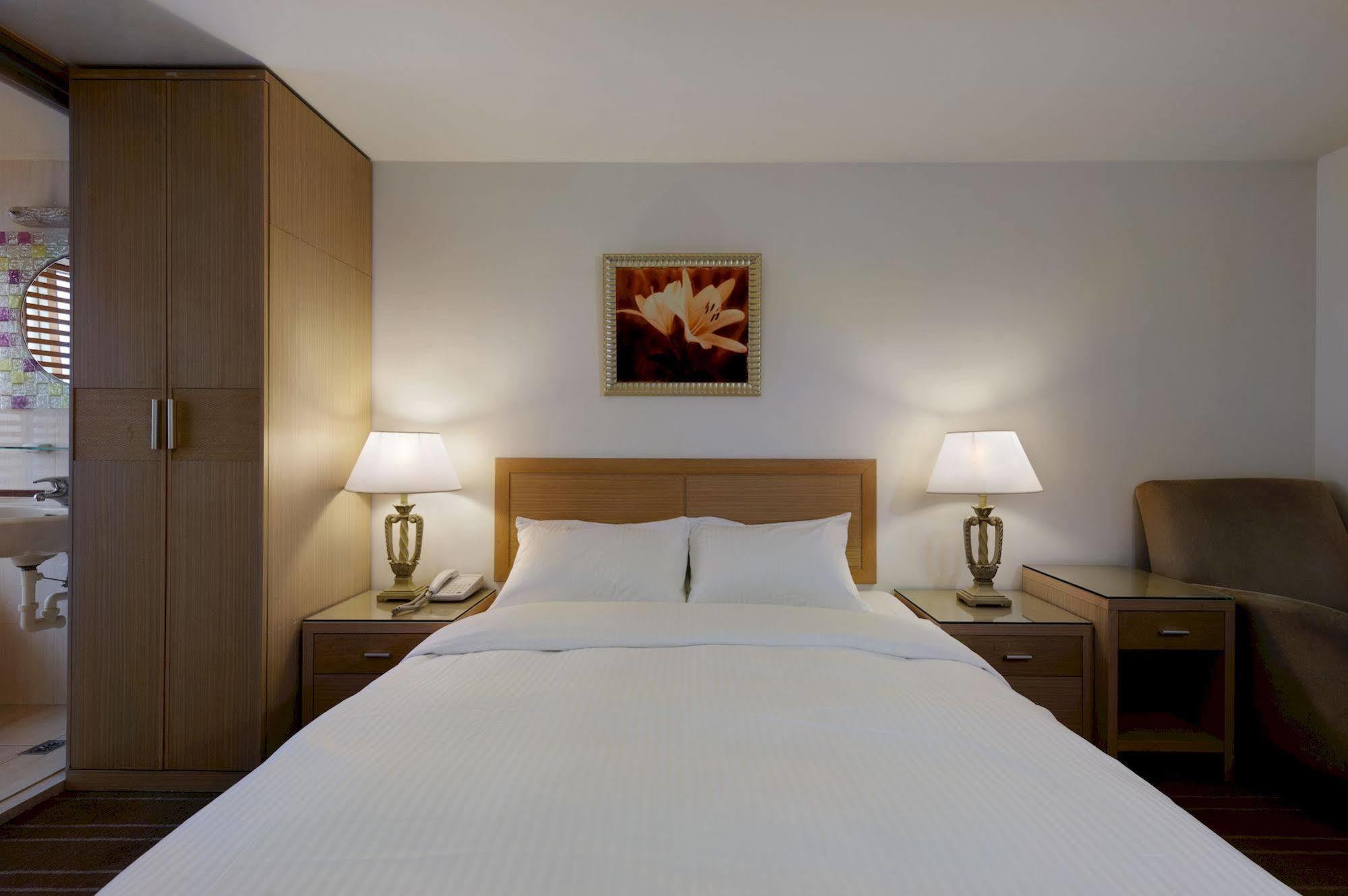 Nei Jiang Hotel Tajpej Kültér fotó